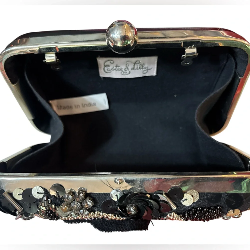 Vintage Black and Silver Beaded Evening Clutch